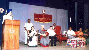 Governor Surjit Singh Barnala speaks at the Manjubhashini Centenary function in 2006