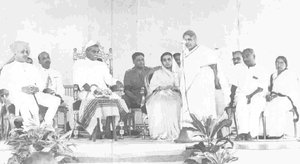 President Rajendra Prasad's visit to Bala Mandir on 6.4.1951