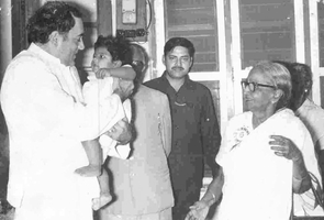 Prime Minister Rajiv Gandhi's private visit to Bala Mandir in 1987