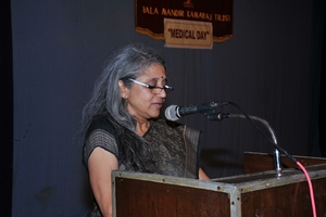 Welcome address and Medical Report of BMKT for the year2014­15 by Ms. Latha Kumaraswami